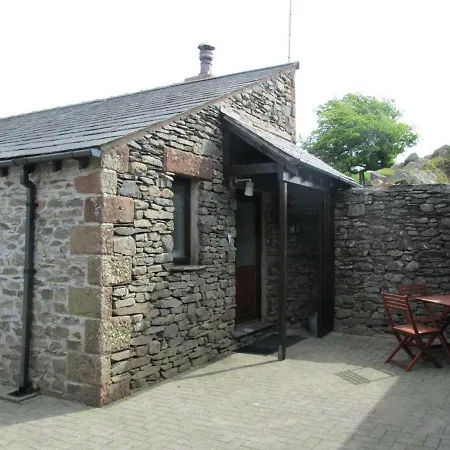 Tethera At Coal Yeat Daire Spark Bridge