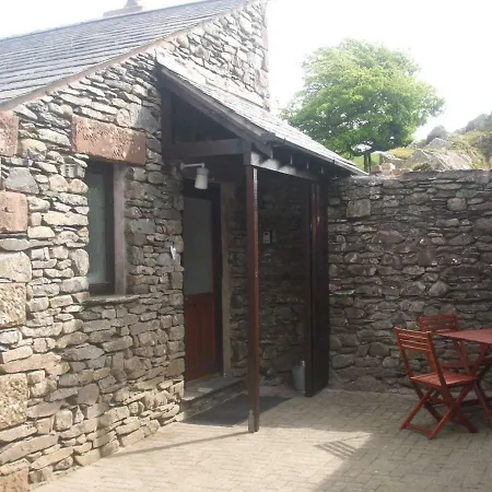 Tethera At Coal Yeat Daire